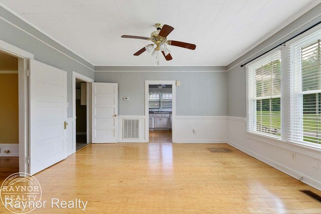 Building Photo - 2 br, 1 bath House - 4878 NC 56 E