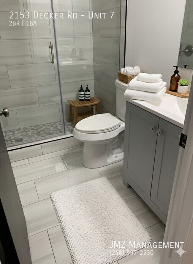 Building Photo - 2153 Decker Rd