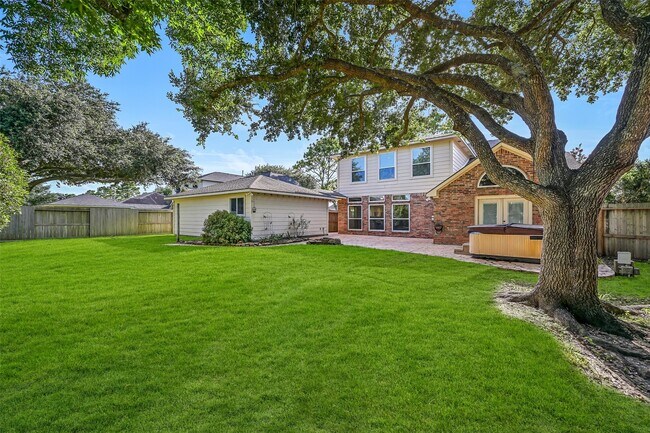 Building Photo - 513 Meadow Bend Dr