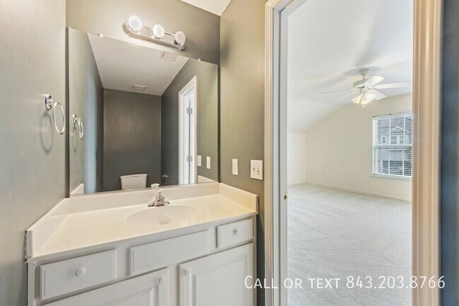 Building Photo - 1063 Clearspring Dr