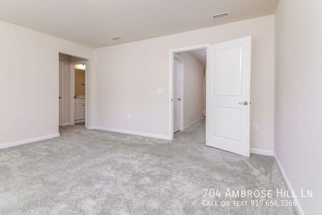 Building Photo - 704 Ambrose Hl Ln