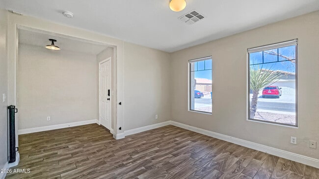 Building Photo - 25673 W Northern Lights Way