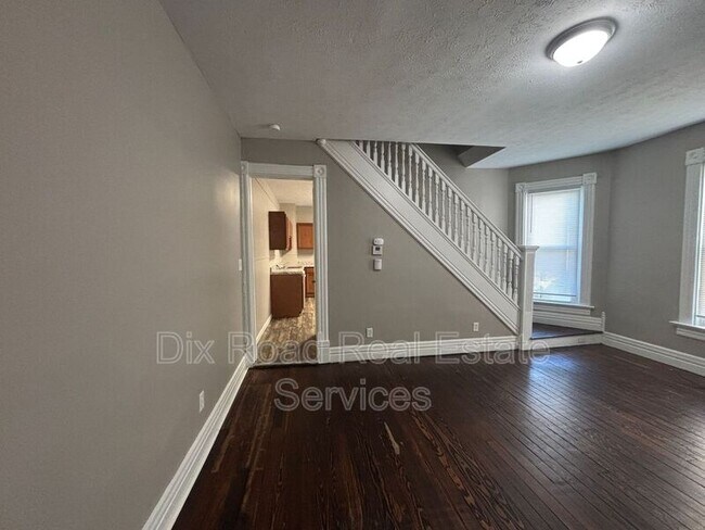Building Photo - 67 S McGee St