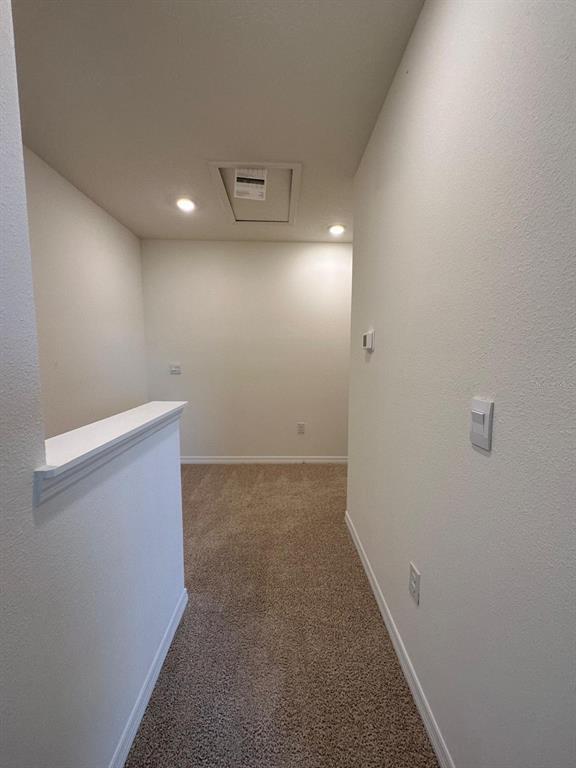 Building Photo - 1304 Mako Wy