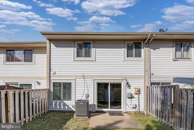 Building Photo - 402 Reneau Way