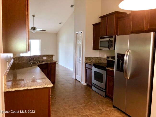 Building Photo - 4082 Joslin Way