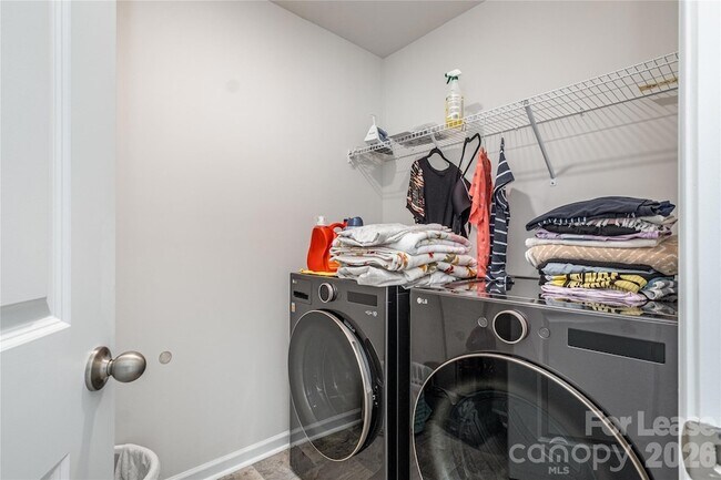 Building Photo - 10759 Adair Wds Dr