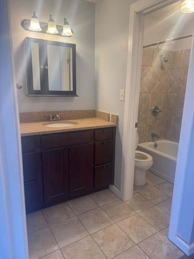 Building Photo - 2880 Eliot Cir