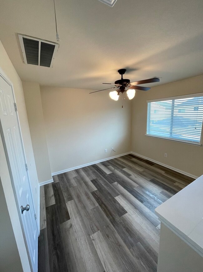 Building Photo - 1755 Nichole Woods Dr