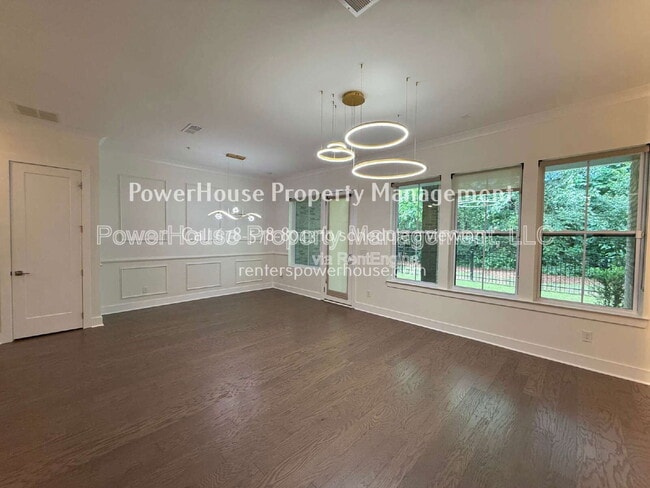 Building Photo - 1190 Harper Dr