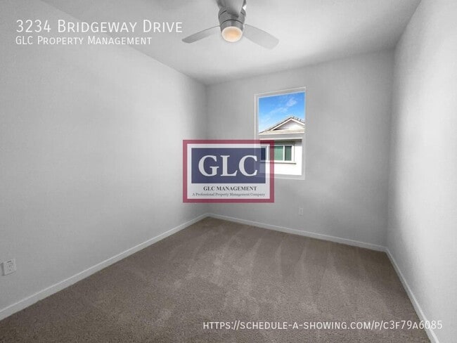 Building Photo - 3234 Bridgeway Dr