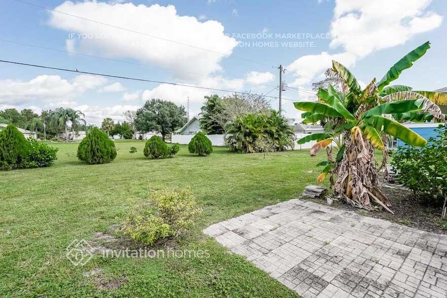 Building Photo - 23156 Hillsdale Ave