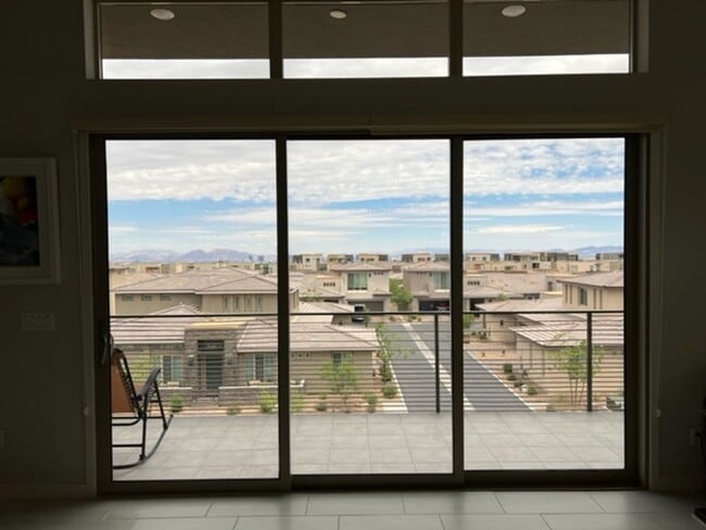 Building Photo - Ultimate Resort Living For 55+