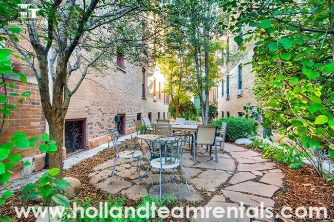 Building Photo - Uptown Capitol Hill - Secure Historic Building with Modern Updates!