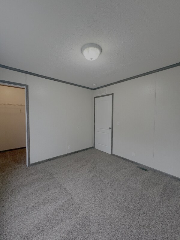 Building Photo - 249 Laurel Leah