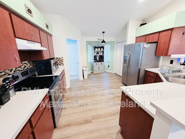 Building Photo - 6868 Bordeaux Blvd