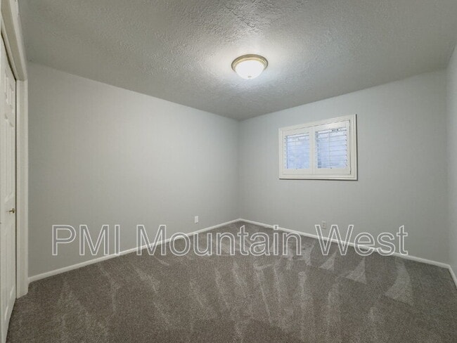 Building Photo - 1123 S 1500 E