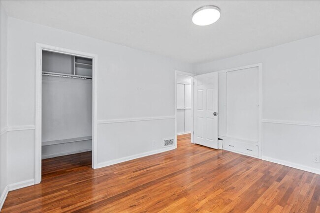 Building Photo - 3551 S 2200 W