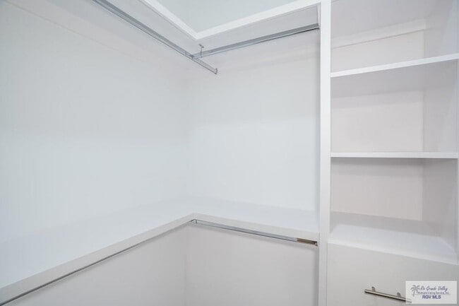 Building Photo - 3508 Hidalgo Cir