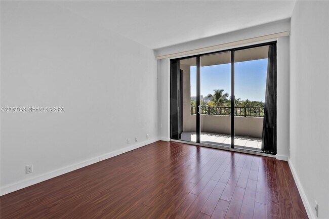 Building Photo - 151 Crandon Blvd