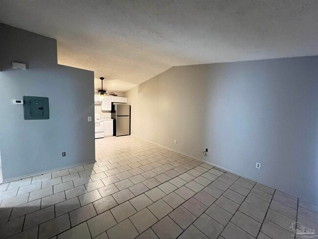 Building Photo - 6809 Tiki Ln