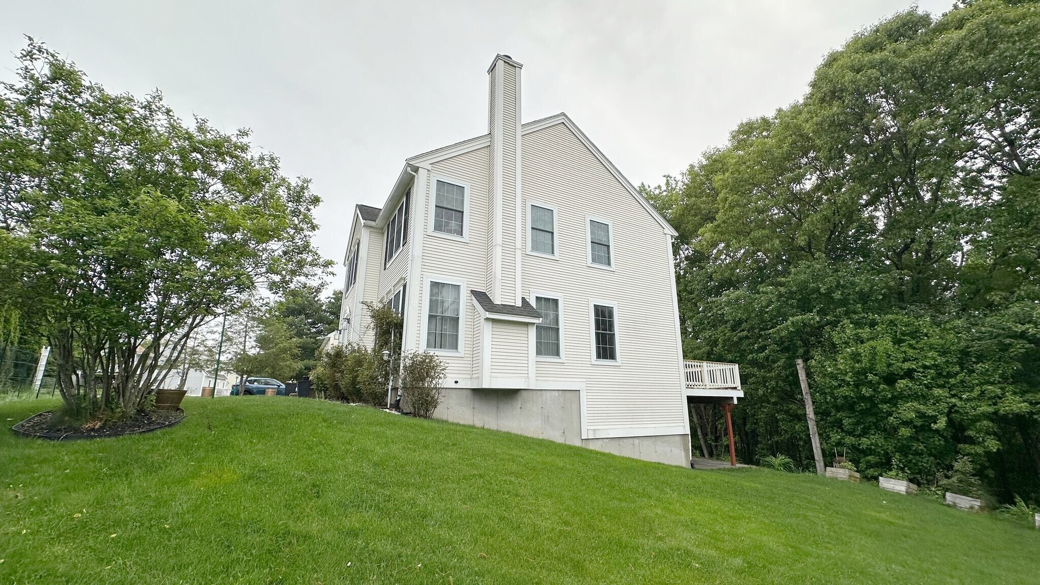 Building Photo - 19 Indian Pond Rd