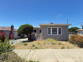 Building Photo - Newly Renovated & Turn-Key Home in Prime El Cerrito Walking Distance to BART and Parks