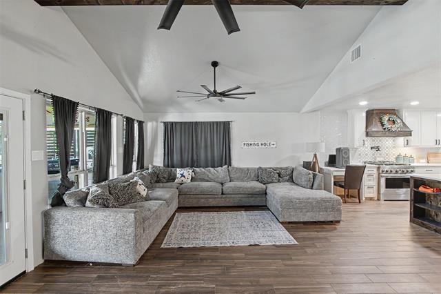 Building Photo - 3801 Quail Run
