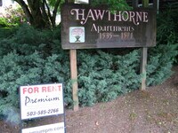 Building Photo - Two Bedroom Apartment Close to Downtown