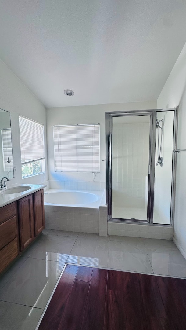 Building Photo - Spacious 4-Bedroom Home With 3-Car Garage ...