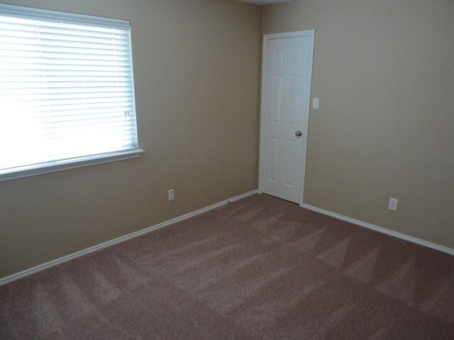 Building Photo - 5512 Parkview Hills Ln