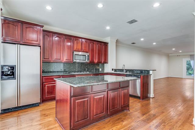 Building Photo - 2502 Worthington St