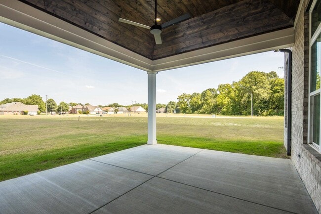 Building Photo - 5030 Jon Oak Dr