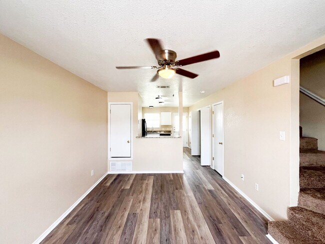 Building Photo - 4501 Jeff Scott Dr