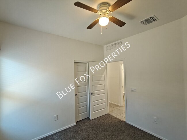 Building Photo - 12209 E Ava Lynn Dr