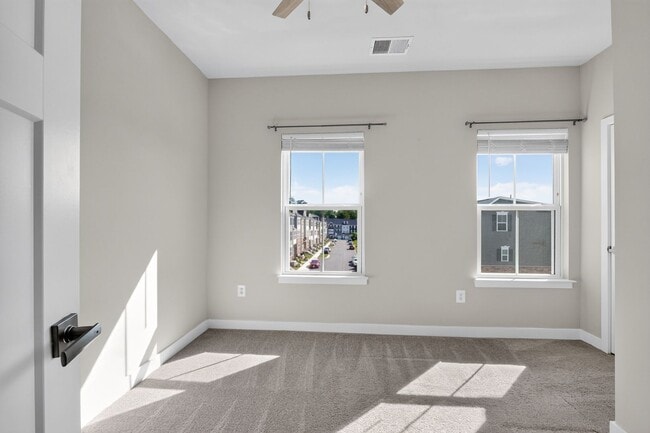 Building Photo - 7023 Mahant Way