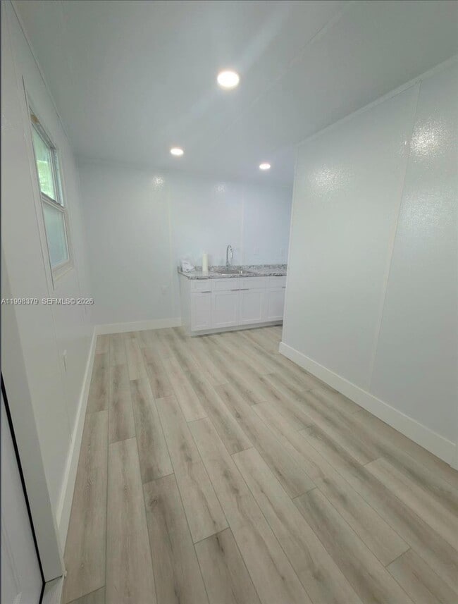 Building Photo - 7758 Indigo St