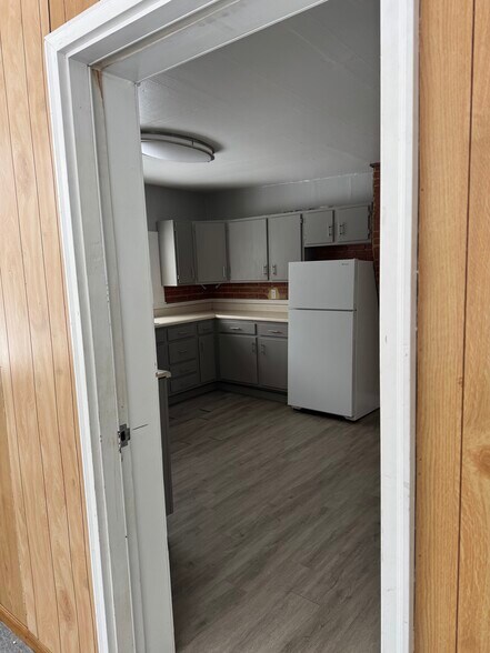 Building Photo - 8939 Pecor St