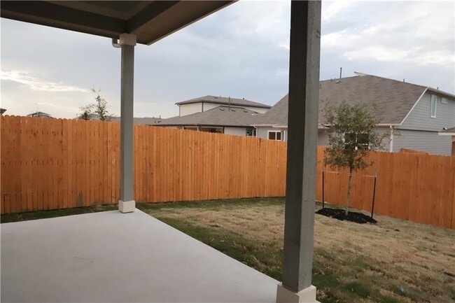 Building Photo - 3720 Niddry Dr