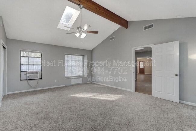 Building Photo - 3312 Pickwick Dr S