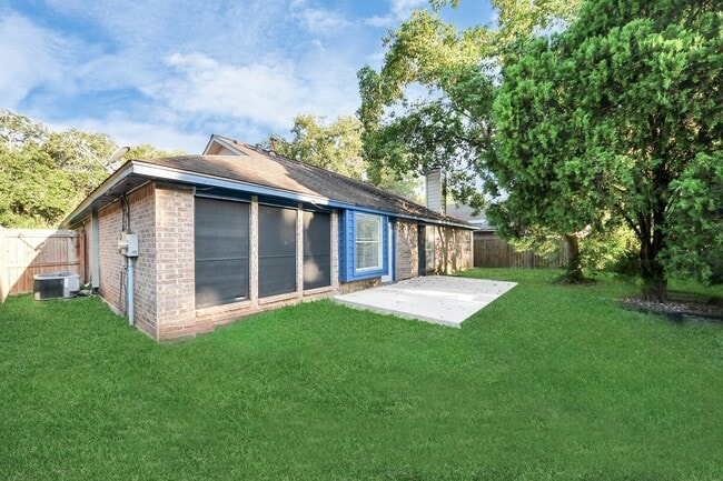 Building Photo - 3611 Bee Bayou Ln