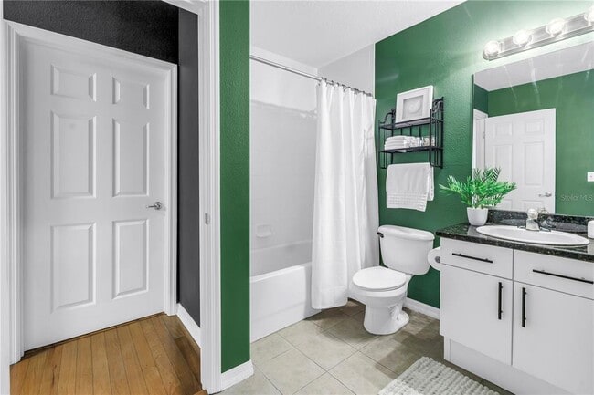 Building Photo - 316 8th St S