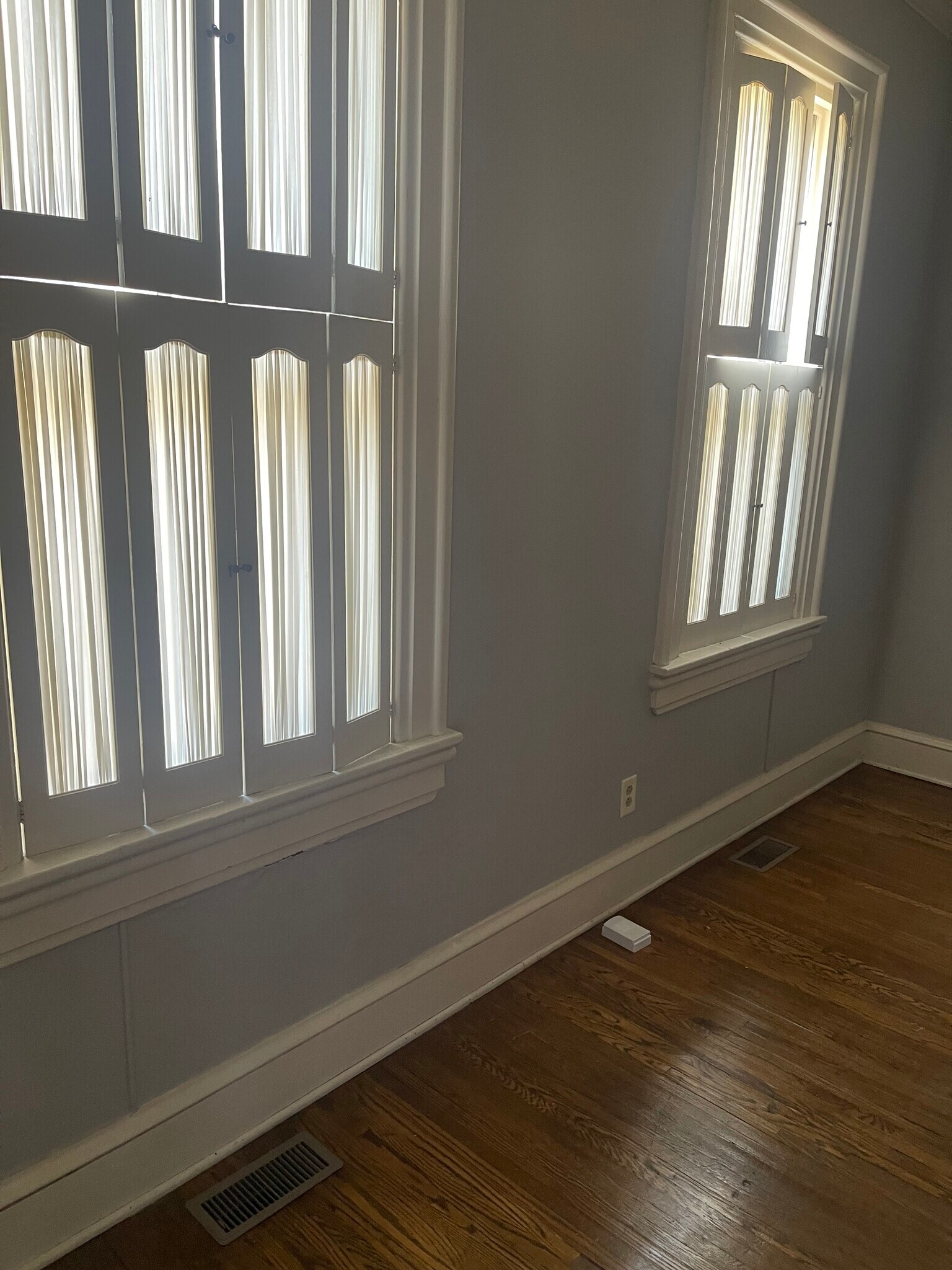 Living room - 560 S 3rd St