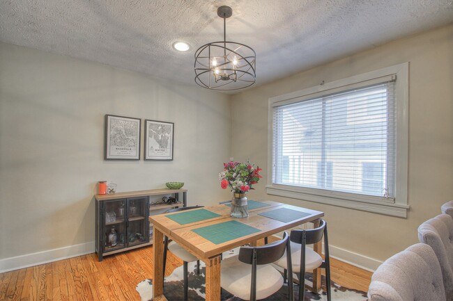 Building Photo - 1609A Cahal Ave