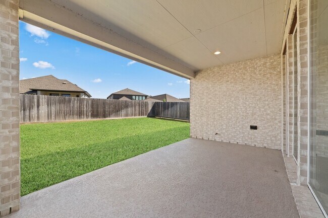 Building Photo - 142 Amaranth Wy