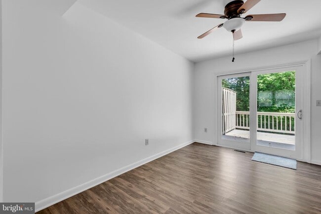 Building Photo - 651 Westphalia Ct