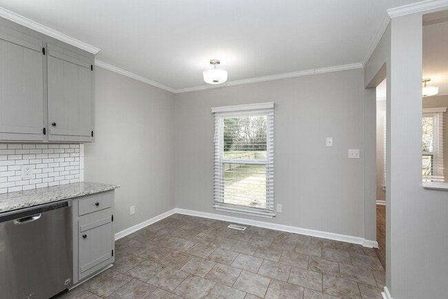 Building Photo - 106 Allison Way