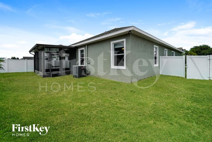 Building Photo - 7727 Stoney Hill Dr