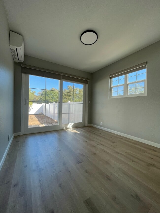Building Photo - 13109 Golden Way