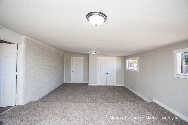 Building Photo - 2725 63rd St